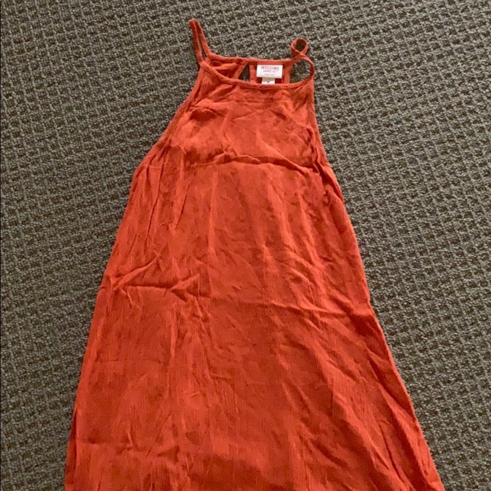 orange dress